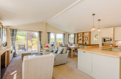 Bala Ski Chalet | Foxglove 4 Platinum Plus (Pet)