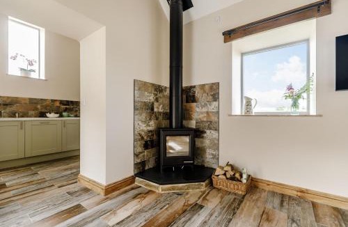 Beck Hole House | Foxglove