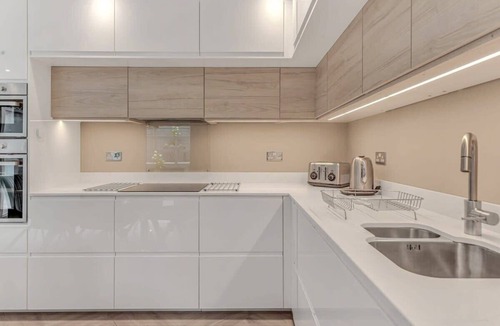 Quorn House | Foxglove House Summar