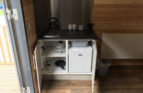 Abercwmboi Cottage | Foxglove Pod 6 (Pet Free)