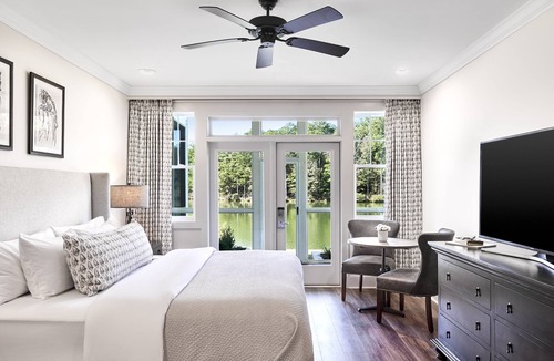 Douglasville Cabin | Foxhall Resort