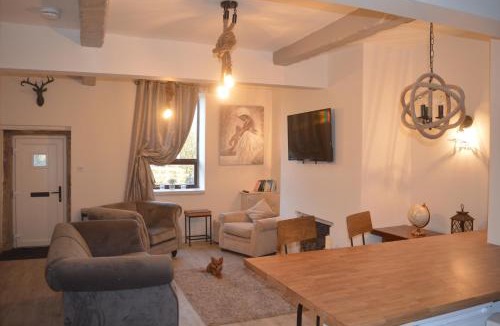 Accrington House | Foxhill Bank