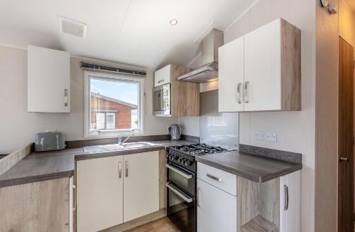 Westmarsh Resort | Foxhunter Park