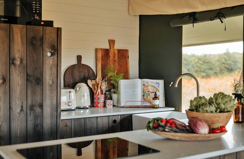 Little Walsingham Ski Chalet | Foxley Lodge