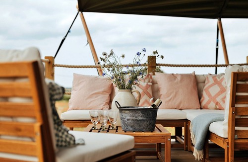 Little Walsingham Ski Chalet | Foxley Lodge