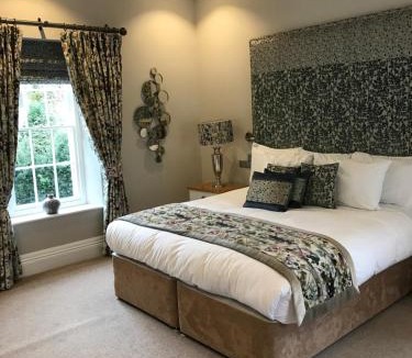 Glasbury Hotel | Foyles of Glasbury