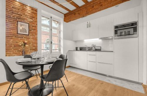 Saint-Georges Apartment | Frère Jacques - Appt situé plein centre