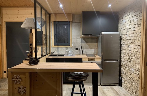 Angoustrine Apartment | Cosy mountain apartment