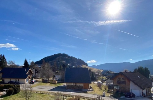 Autrans House | Spacious 4BR House in Autrans, Close to Village Centre, Ideal for 8, with Garden and Terrace