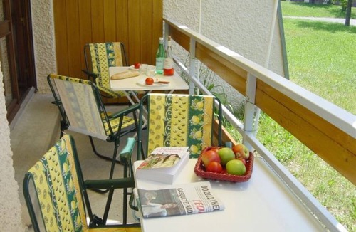 Autrans Apartment | Apartment for 6, balcony, pets allowed, near skiing