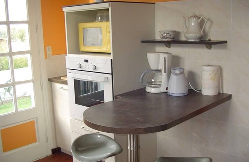 Saint-Martin de Brehal Cottage | Charming 2-Bedroom Villa 100m from the Beach