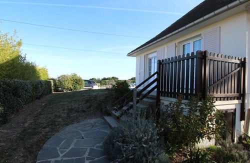 Saint-Martin de Brehal Cottage | Charming 2-Bedroom Villa 100m from the Beach
