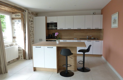 Champs-sur-Tarentaine-Marchal House | Large, comfortable house. Exceptional view of the lake and Auvergne mountains!