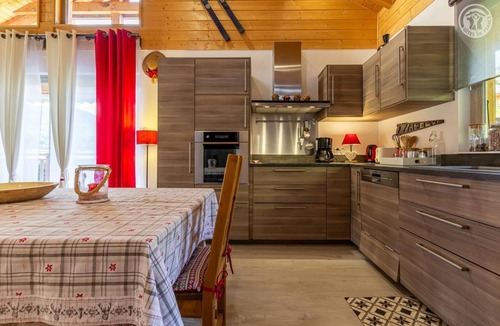 Coise-Saint-Jean-Pied-Gauthier House | THE COUNTRY COTTAGE