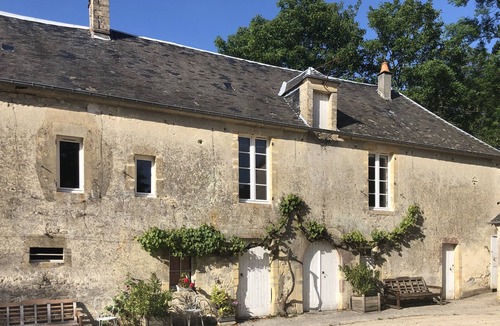 Commes Apartment | Castle outbuilding