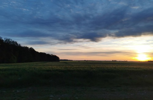 Montigny-sur-Avre Cabin | Vrbo Property