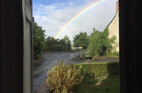Gennes-Val-de-Loire House | Abbey Road Le Thoureil