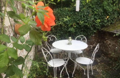 Gennes-Val-de-Loire House | Abbey Road Le Thoureil