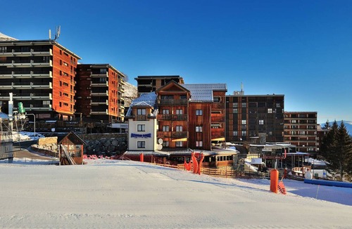 Gouaux-de-Larboust Apartment | Studio null-null, studio flat, 4 persons