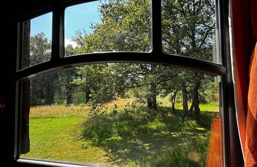 La Chapelle-Blanche-Saint-Martin Ski Chalet | Buttercup trailer