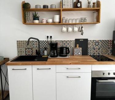 La Chapelle-Saint-Martin-en-Plaine House | Gîte du Chat Roux