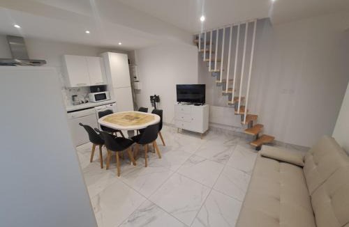 La Chapelle-Saint-Martin-en-Plaine House | Gîte des Moissons 41