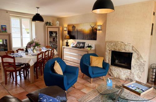 La Chapelle-Saint-Martin-en-Plaine House | Gîte paisible, animaux admis - 8 pers. - FR-1-491-482