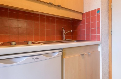 Montchavin Apartment | Cozy studio near slopes, valley view
