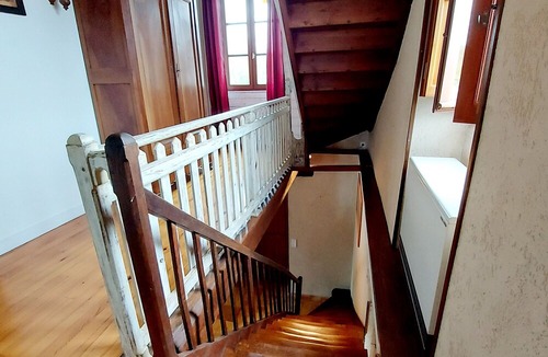 Saint-Sulpice Villa | Villa La Roche-Neuville-Saint-Sulpice, 4 bedrooms, 10 persons