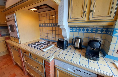 Saint-Sulpice Cottage | Gite La Roche-Neuville-Saint-Sulpice, 4 bedrooms, 10 persons
