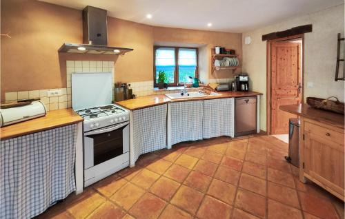 La Vacquerie-et-Saint-Martin-de-Castries House | Beautiful Home In St Maurice Navacelles
