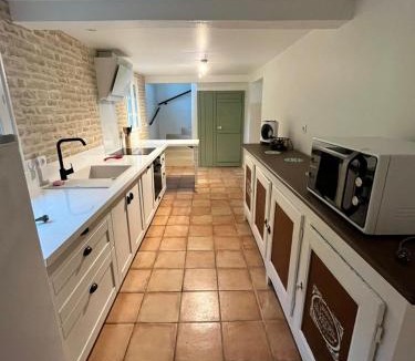 Lacarry-Arhan-Charritte-de-Haut House | Maison Hastoy