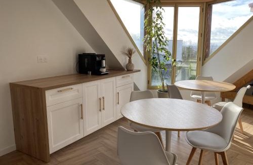 Les Authieux-sur-le-Port-Saint-Ouen Bed & Breakfast | La Tour en Seine