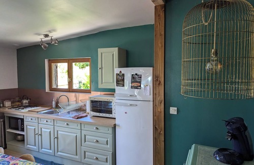 Les Avenieres-Veyrins-Thuellin House | "Le Refuge des Oiseaux " Self-catering accommodation 15 minutes from Walibi!
