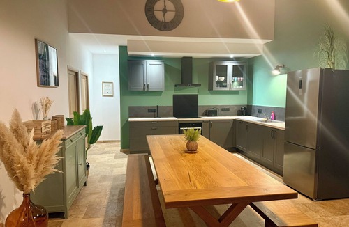 Rouffignac-Saint-Cernin-de-Reilhac House | Charming gîte with swimming pool