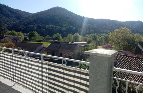 Saint-Etienne-Vallee-Francaise Apartment | Apartment 'L'Enclos' with Mountain View, Private Terrace and Shared Garden