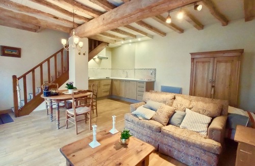 Saint-Affrique-les-Montagnes Cottage | Luxury Cottage with swimming pool
