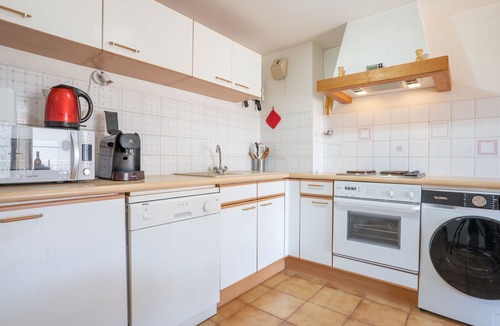 Les Lecques Apartment | Les Mimosas by Interhome