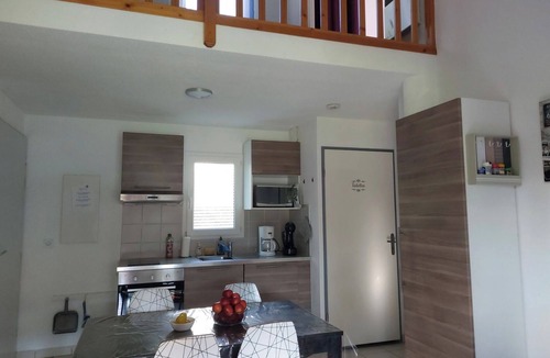 Saint-Geniez-d'Olt Condo | T3 Duplex de 43m2 au Coeur D'un Village Vacance 3 Étoiles