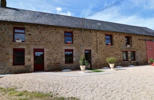 Saint-Georges-de-Reintembault House | Country cottage La Vieille Mazure