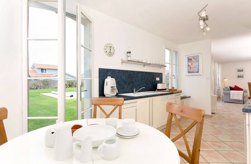 L'Aiguillon-sur-Vie House | Le Domaine de Fontenelles by Interhome