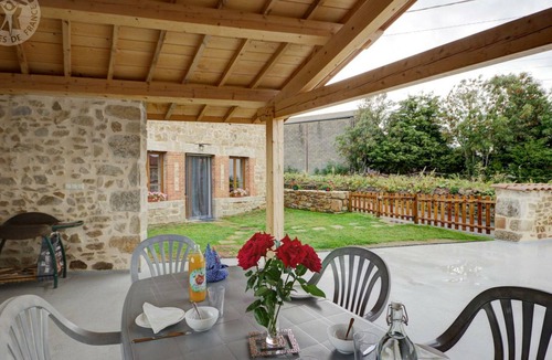 Saint-Hilaire-Cusson-la-Valmitte Cottage | Charming house for 6, nature and hiking