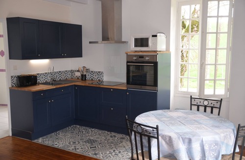 Saint-Hilaire-de-Villefranche House | Gîte du Moulin Brun