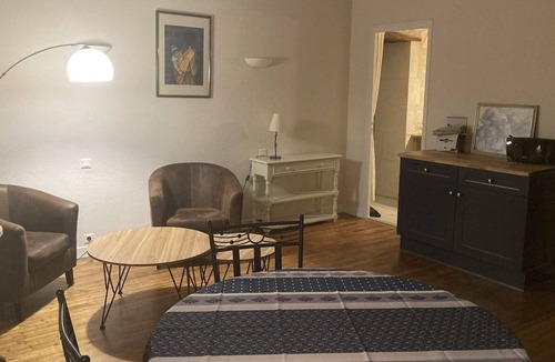 Saint-Hilaire-de-Villefranche House | Gîte du Moulin Brun