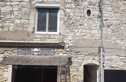 Saint-Jean-de-Maruejols-et-Avejan House | Accommodation in the village center