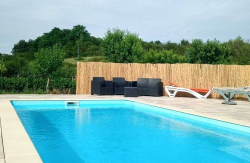 Saint-Jean-de-Maruejols-et-Avejan House | Charming farmhouse with swimming pool