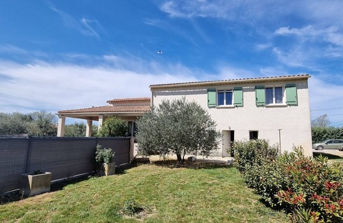 Saint-Jean-de-Maruejols-et-Avejan Villa | villa with views of the swimming pool entirely private.