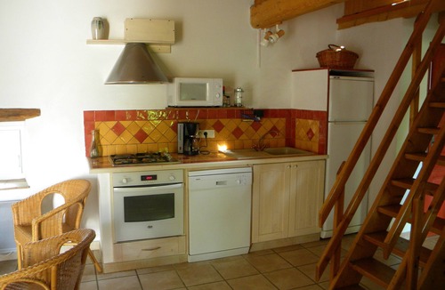 Saint-Jean-de-Maruejols-et-Avejan Cottage | Saint Jean De Maruejols near Barjac Gites 2 people Gard Ardèche