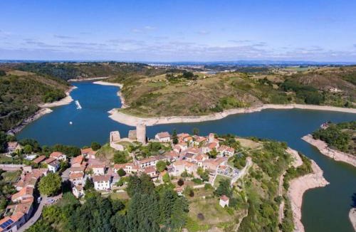Saint-Jean-Saint-Maurice-sur-Loire House | Chez Arnaud sauna et jacuzzi