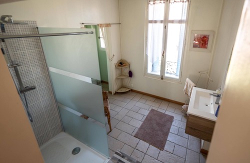Saint-Laurent-de-la-Cabrerisse Bed & Breakfast | Villa Celine, a Bed & Breakfast with four bedrooms, garden and swimming pool